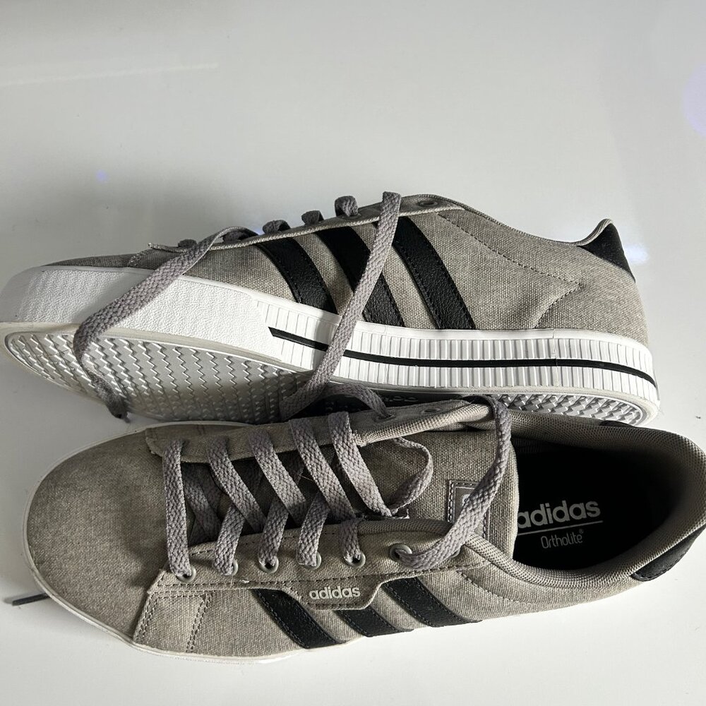 adidas Casual Skate Style Sneakers - Picture 4 of 10